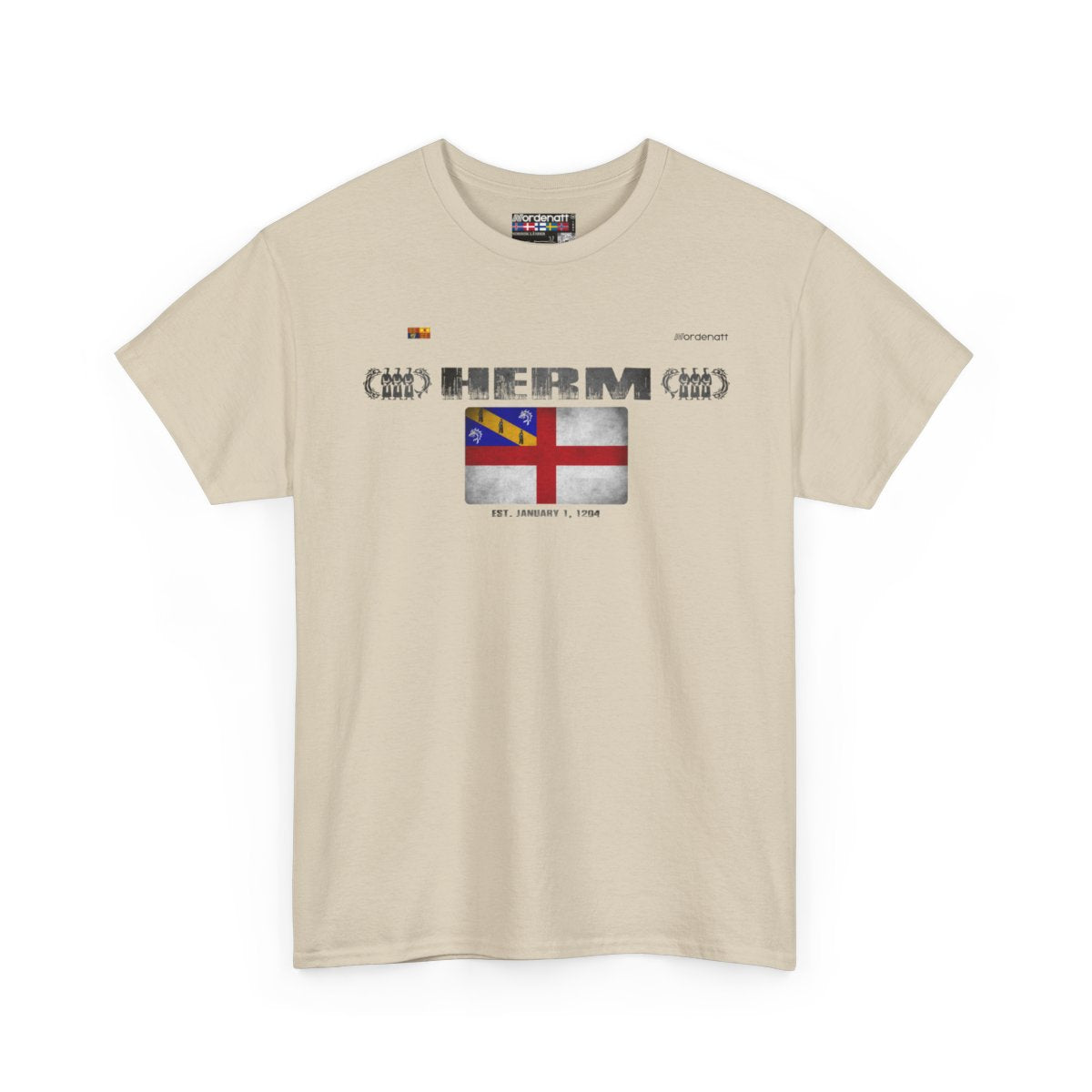 Herm flag t-shirt in Sand — premium cotton, Nordenatt