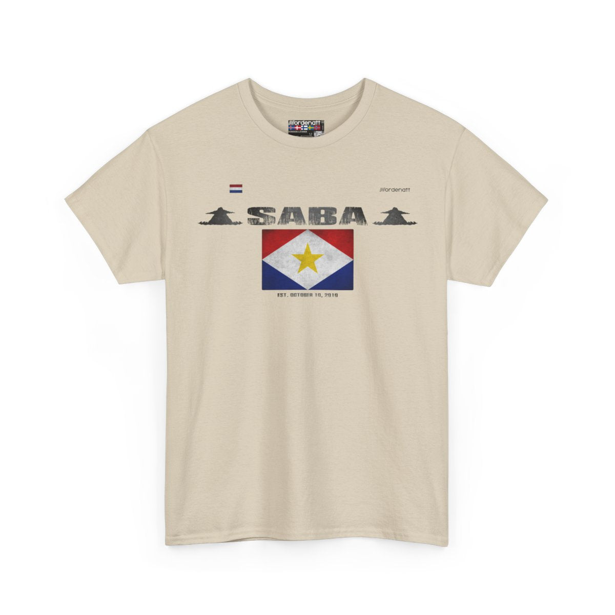 Saba flag t-shirt in Sand — premium cotton, Nordenatt