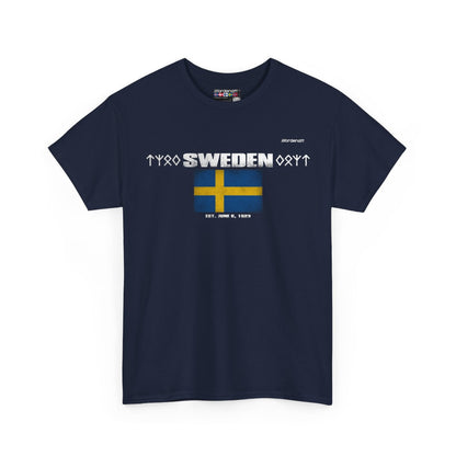 Sweden flag t-shirt in Navy — premium cotton, Nordenatt